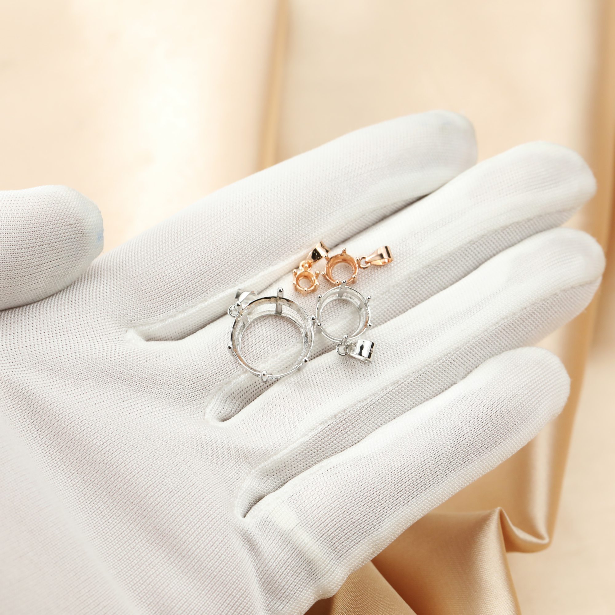 3-20MM Round 6 Prongs Pendant  - đánh giá và giá Bezels Set Pendant