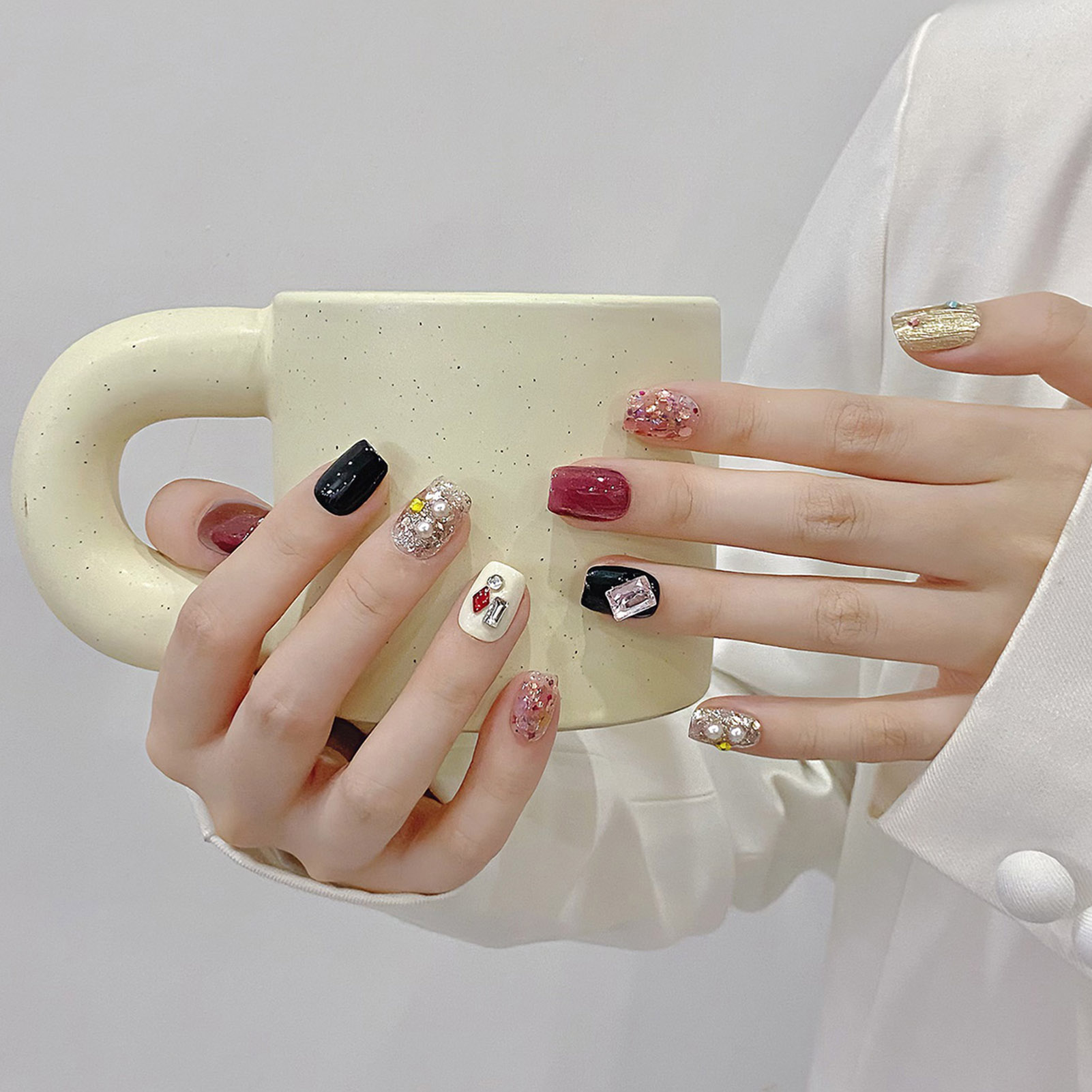 Handmade Press on Nails Glitte - đánh giá và giá Resin Craft Material